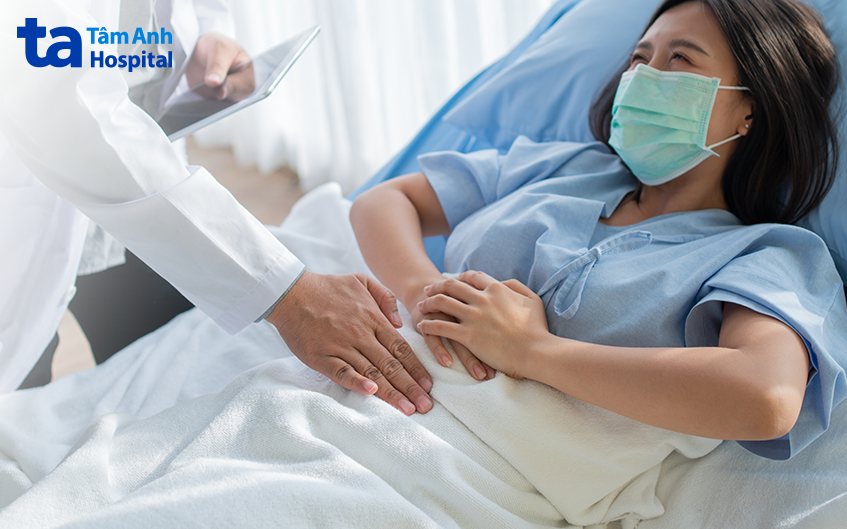 đau bụng bên trái trị tại nhà được không