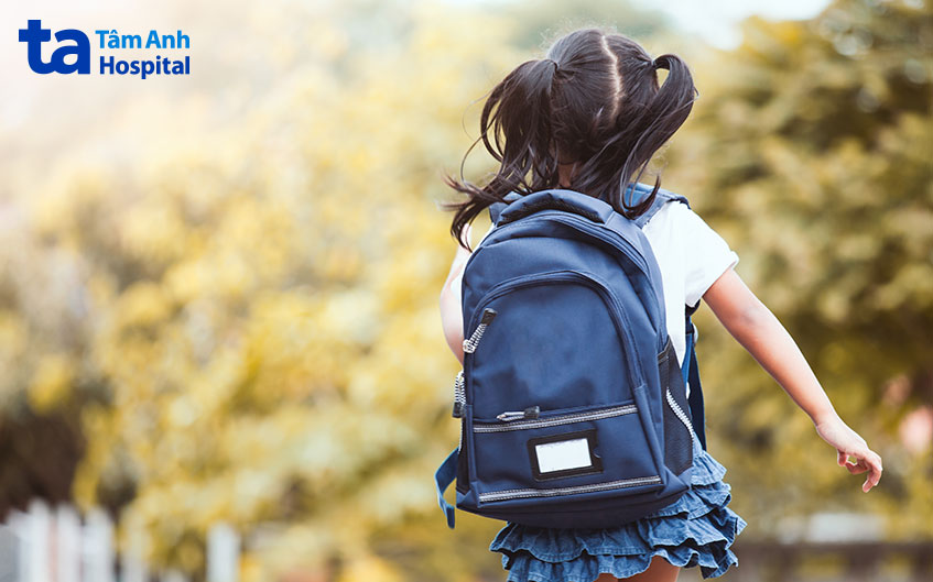 mang balo quá nặng