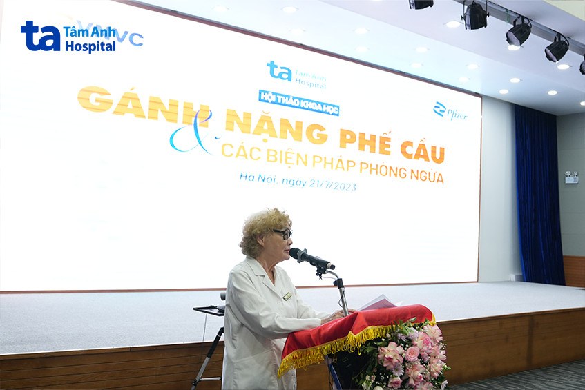 Phát biểu tại hội thảo phế cầu 1