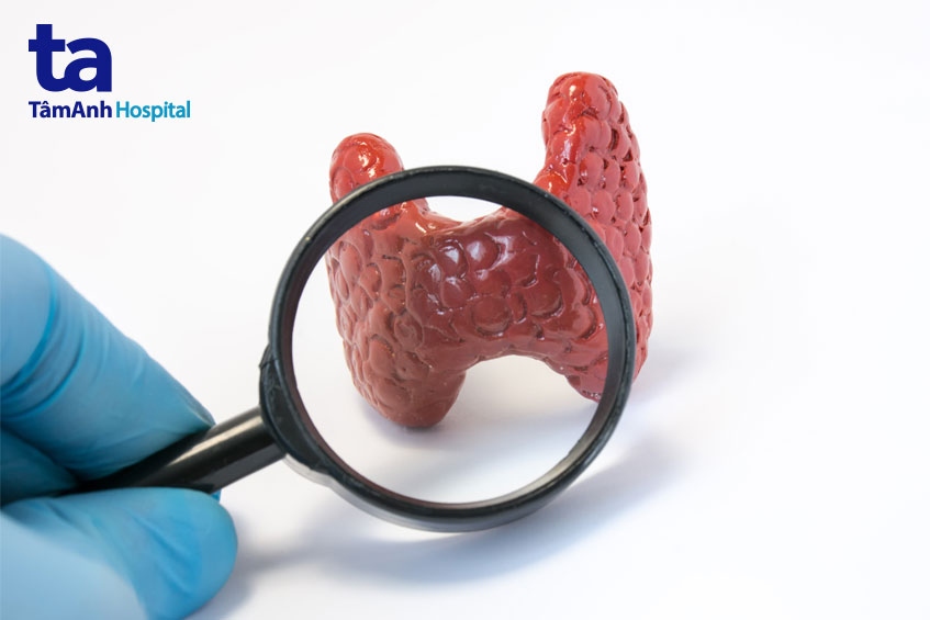 phẫu thuật cắt bỏ khối u ở cổ