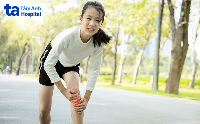 trẻ em đang trong độ tuổi xương phát triển