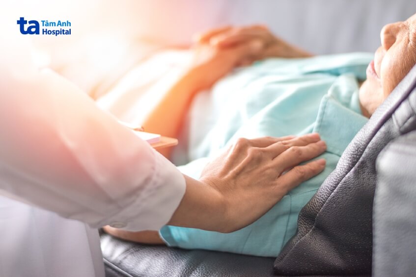 chăm sóc ung thư thanh quản giai đoạn cuối