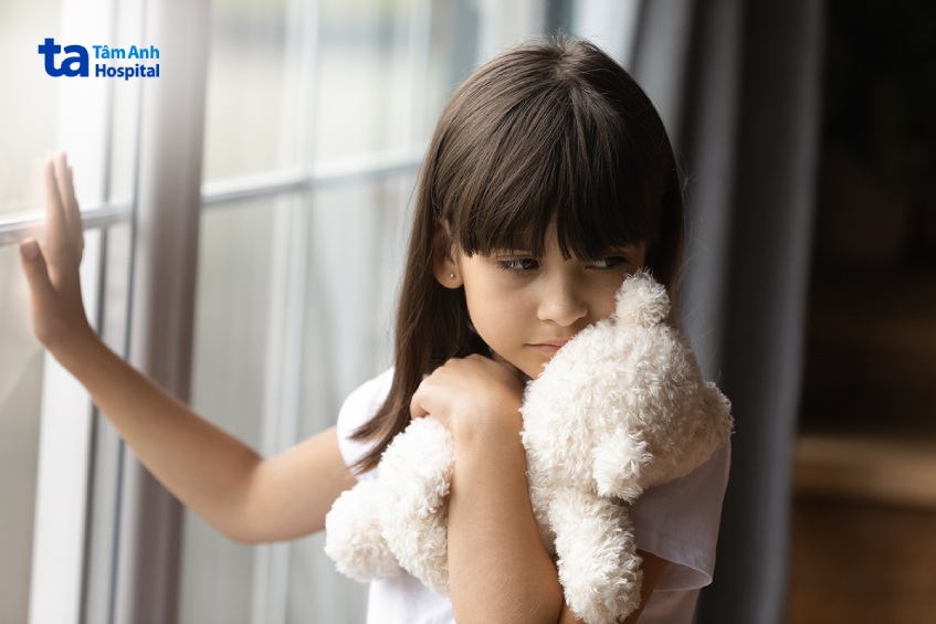 Dậy thì sớm khiến trẻ tự ti