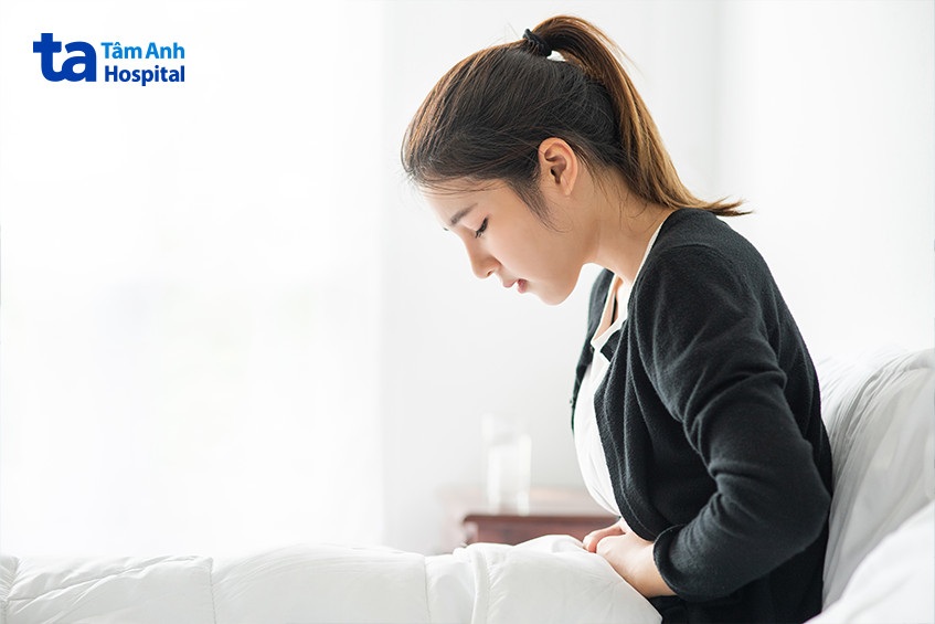 Lạc nội mạc tử cung gây đau bụng dữ dội