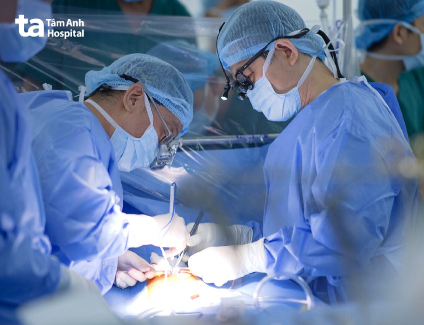 Tùy theo tình trạng bệnh lý, người bệnh hẹp van tim có thể được chỉ định điều trị nội khoa hoặc phẫu thuật