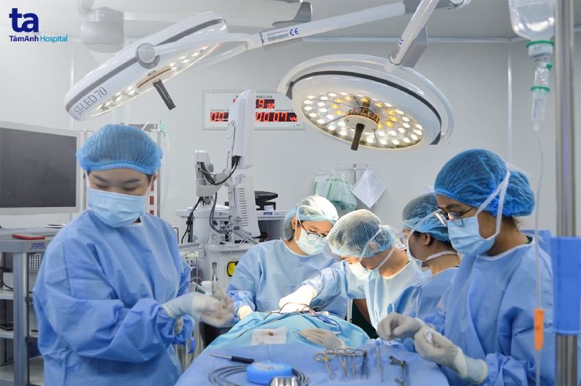 phẫu thuật sỏi tuyến nước bọt dưới lưỡi