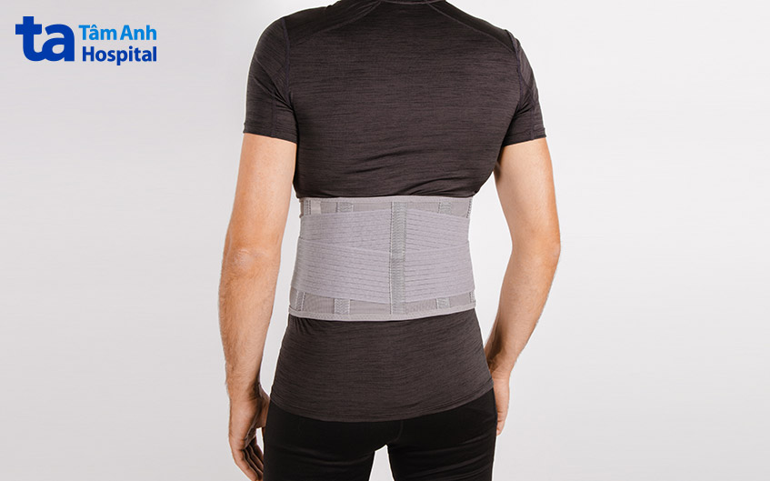 sử dụng đai lưng