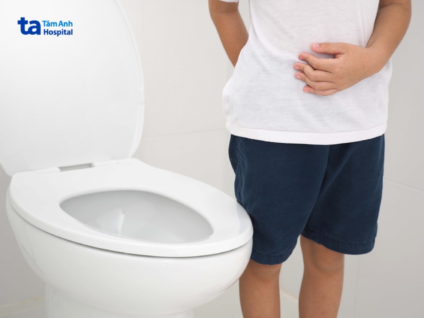 Trẻ bị tiêu chảy do kháng sinh thường không có biểu hiện sốt