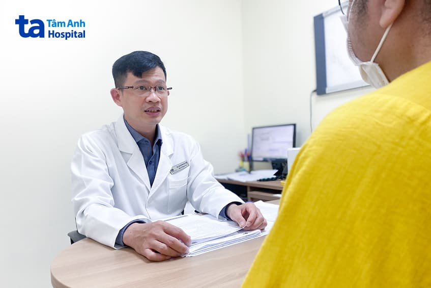 Cùng vợ quyết định phẫu thuật