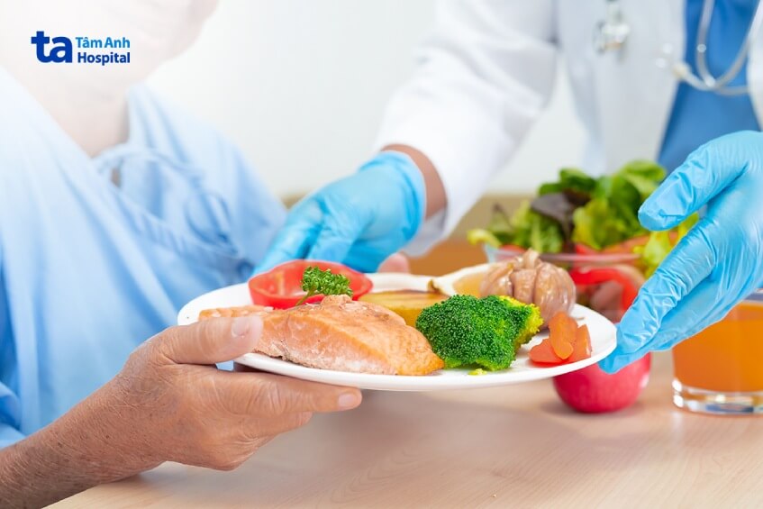 dinh dưỡng điều trị ung thư thực quản giai đoạn 2