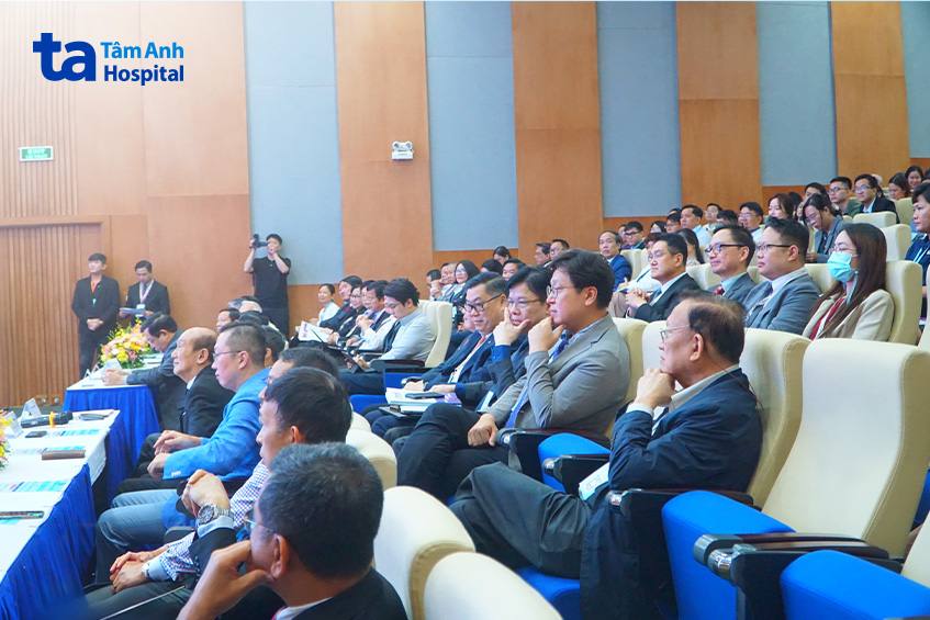 Hội nghị quy tụ hơn 500 chuyên gia y tế