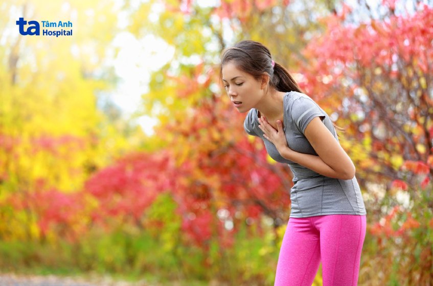 Người bệnh cơ tim giãn có thể cảm thấy hụt hơi khi gắng sức