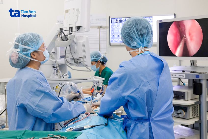 phẫu thuật trị viêm xoang sàng sau