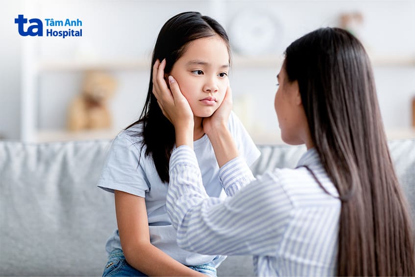 Cách để nói chuyện với trẻ về vấn đề ung thư vú