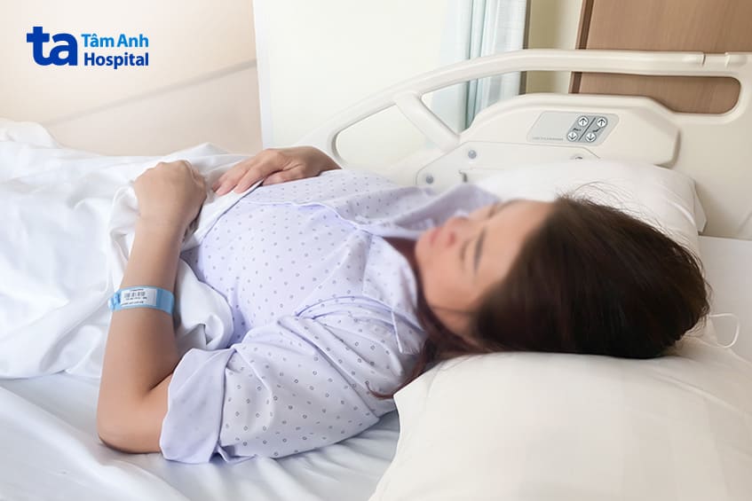 Dịch chảy ướt áo