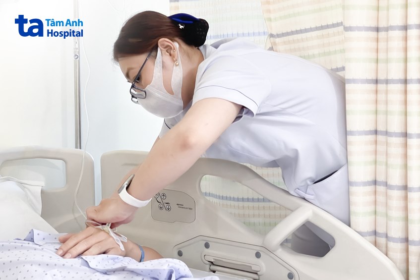 điều dưỡng chăm sóc sau phẫu thuật