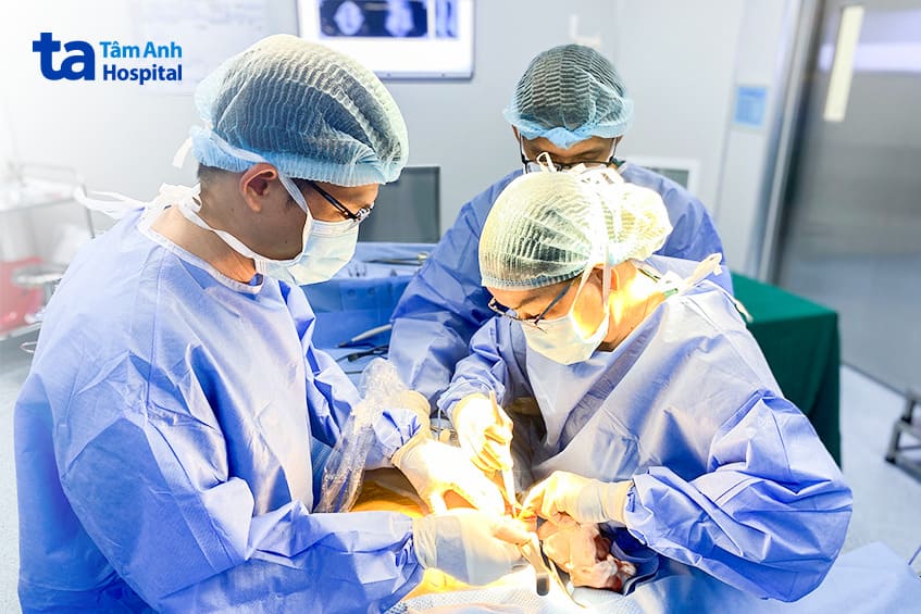 điều trị bệnh u diệp thể tuyến vú