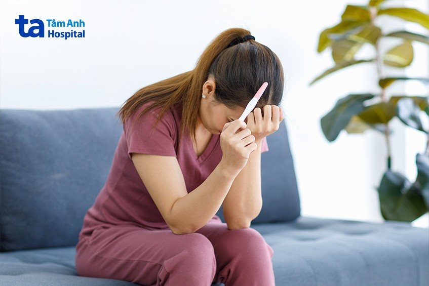 hội chứng buồng trứng đa nang