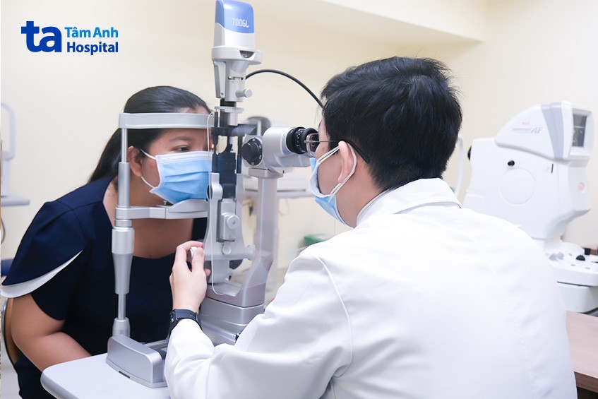 tránh những biến chứng nguy hiểm cho mắt