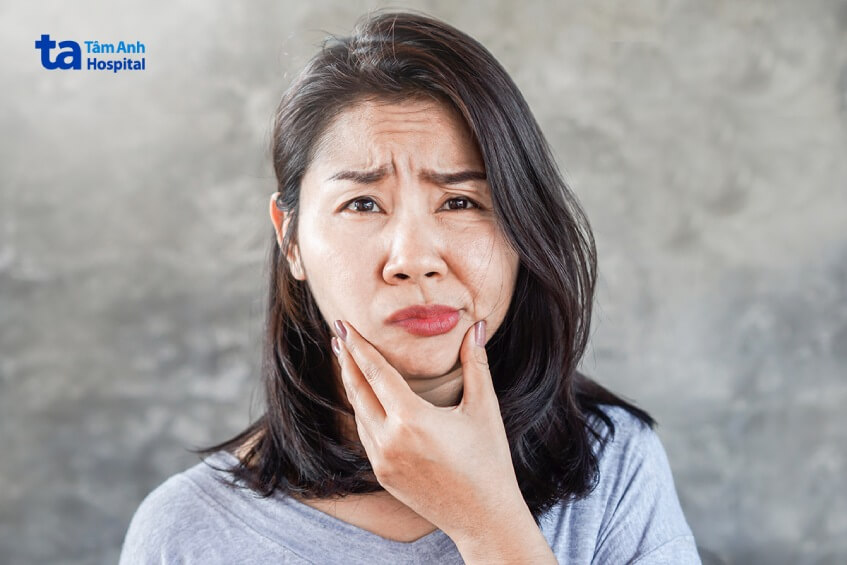 triệu chứng đột quỵ fast