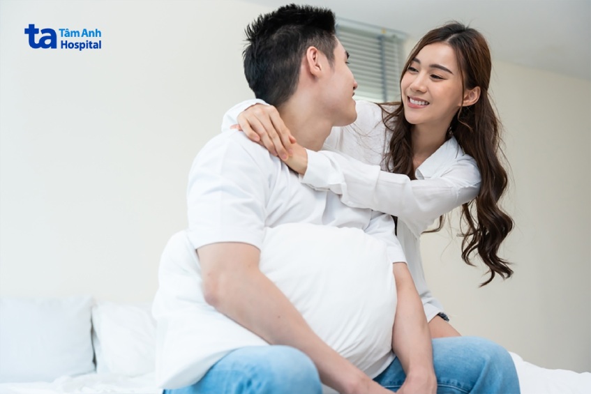 Nếu hẹp bao quy đầu nhẹ thì nam giới hoàn toàn có thể quan hệ tình dục bình thường