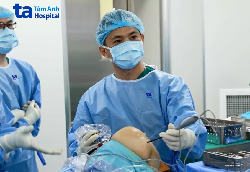 Ca phẫu thuật nội soi tái tạo dây chằng chéo