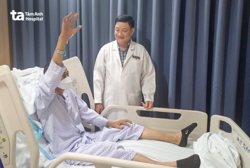 chăm sóc sau mổ thành công u tủy hiếm và khó