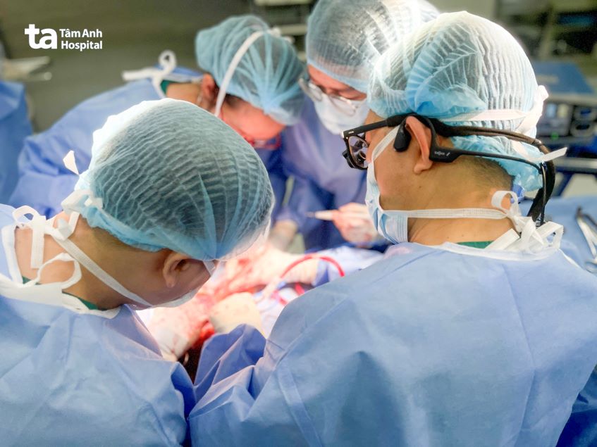 Ê-kíp phẫu thuật