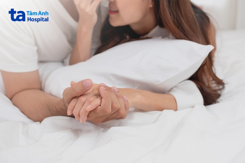 không cắt bao quy đầu có quan hệ được không