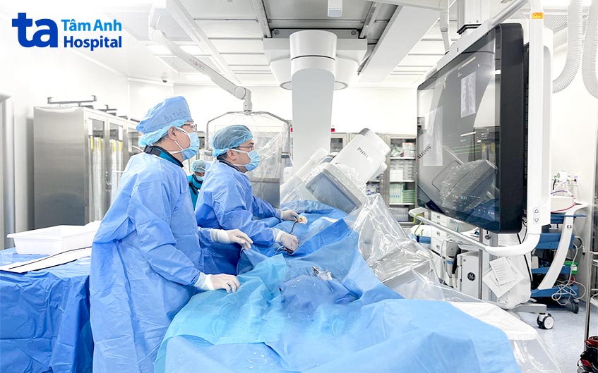 Điều trị hẹp eo động mạch chủ bằng phương pháp đặt stent