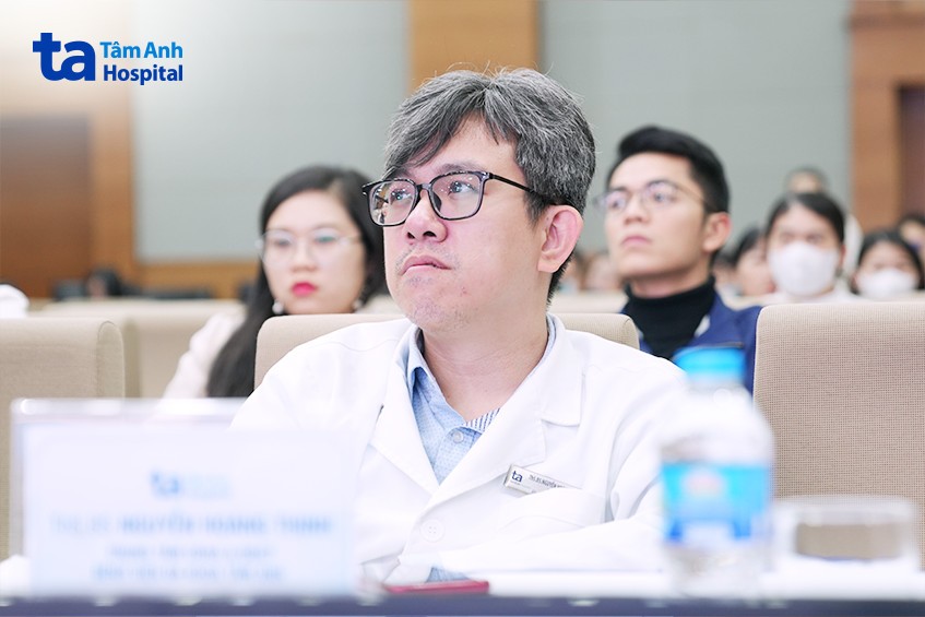 ThS.BS Nguyễn Hoàng Thịnh