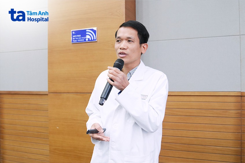 TS.BS Vũ Hữu Khiêm – Trưởng khoa Ung bướu