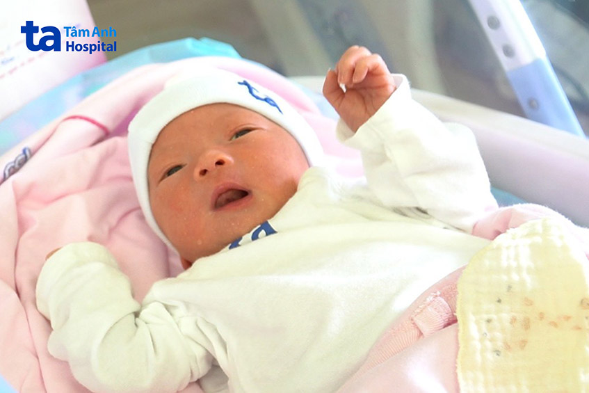 Con gái của chị Hà khi mới chào đời