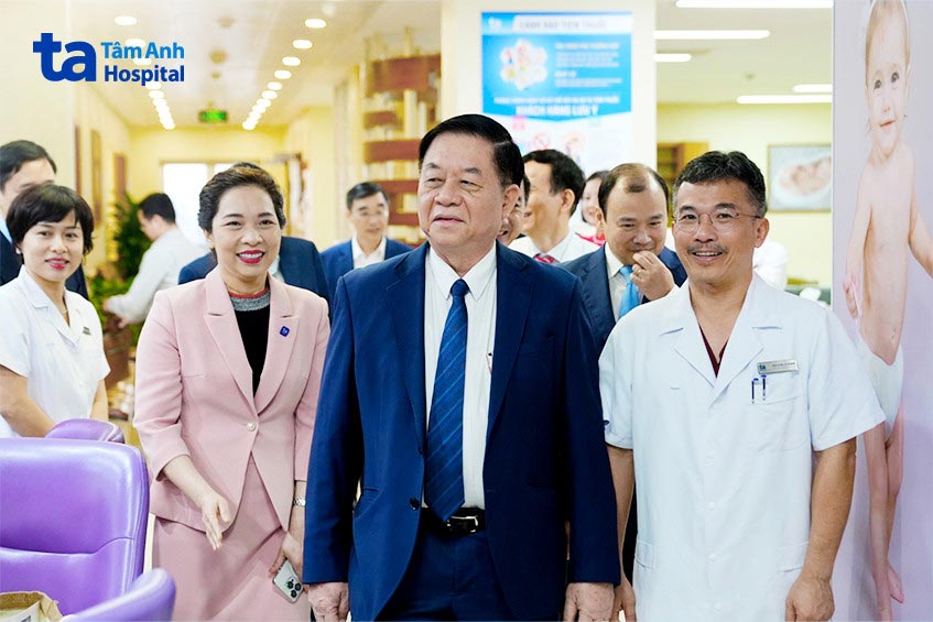 đoàn công tác ban tuyên giáo bộ y tế