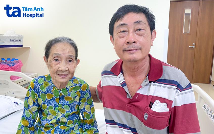 bệnh nhân 81t bị xoắn túi mật