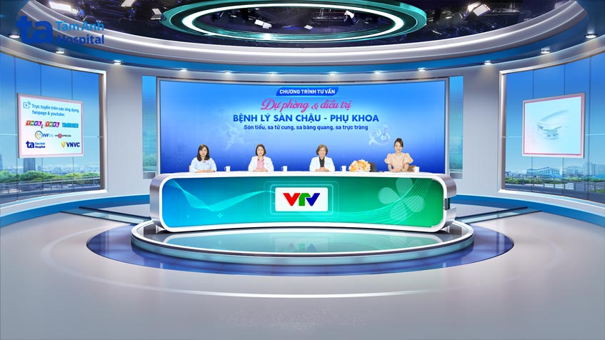 Các chuyên gia trong chương trình tư vấn trực tuyến