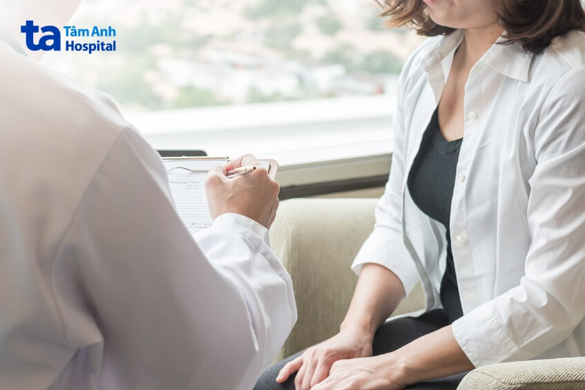 khám chẩn đoán đau đầu kinh niên
