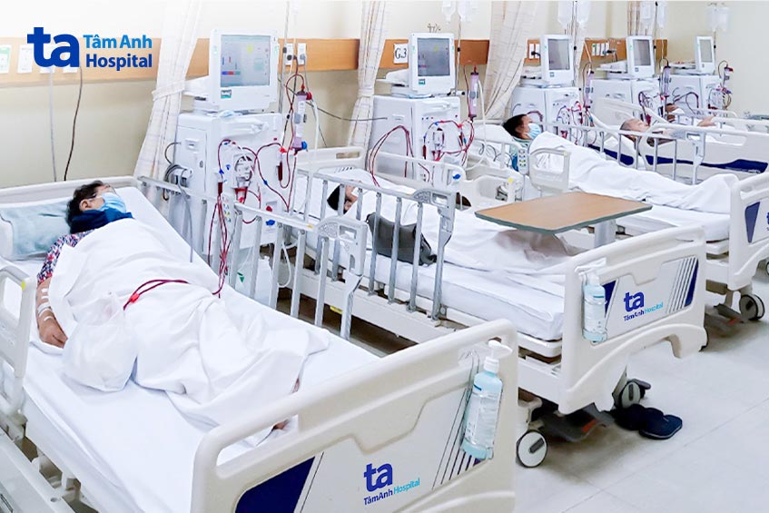 Các bệnh nhân chạy thận nhân tạo định kỳ