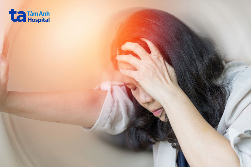 đau đầu là dấu hiệu của nhiều loại ung thư