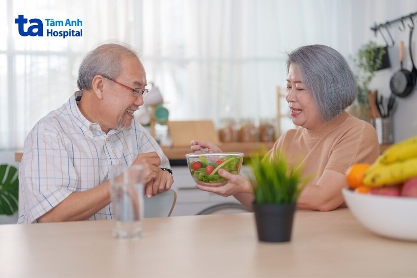 dinh dưỡng sau điều trị tắc nghẽn mạch máu não