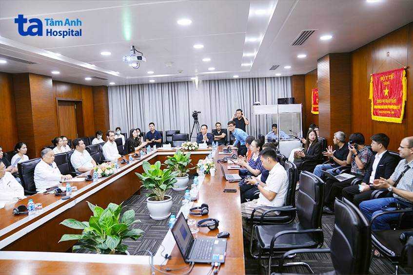 hình 1 hội thảo ứng dụng điện sinh lý thần kinh