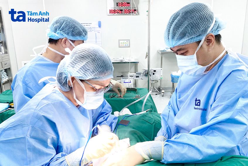 Không dám có bạn trai vì mặc cảm ngoại hình