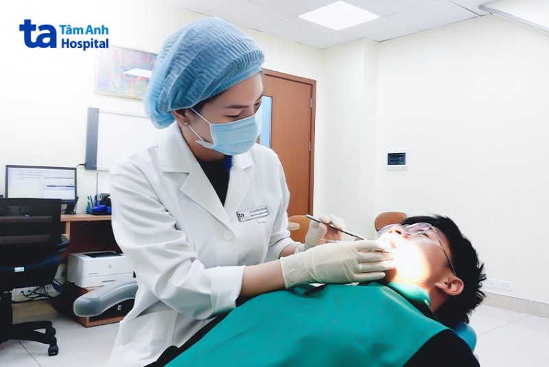 Những biểu hiện mọc răng khôn bất thường cần đi khám ngay