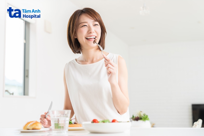 Mỗi người nên tập thói quen ăn chậm, nhai kỹ