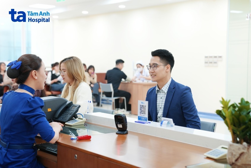 Phakic phù hợp với ai