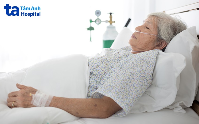 Suy hô hấp khiến người bệnh khó thở, có nguy cơ hôn mê cao