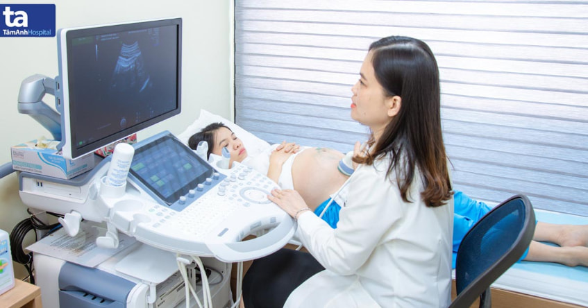 Tọa đàm ‘Mang thai an toàn, nuôi con khỏe mạnh’