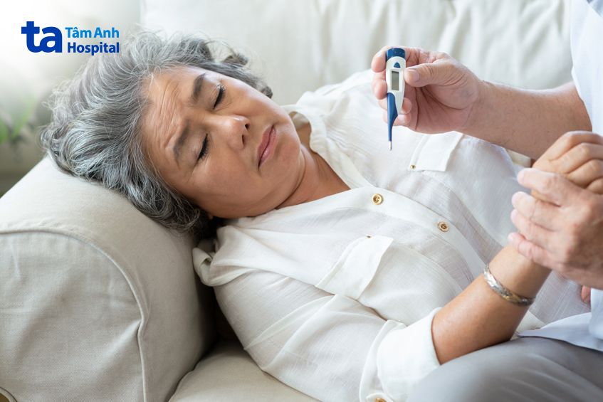 Triệu chứng bệnh viêm phổi ở người già dễ bị nhầm lẫn