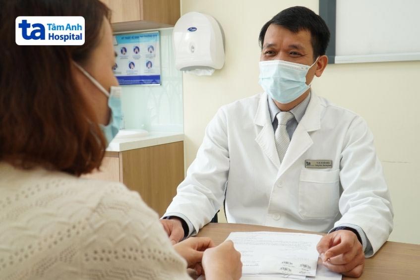 TS Khiêm tư vấn về tầm soát ung thư