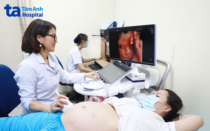 bác sĩ nguyên siêu âm 4d cho thai phụ